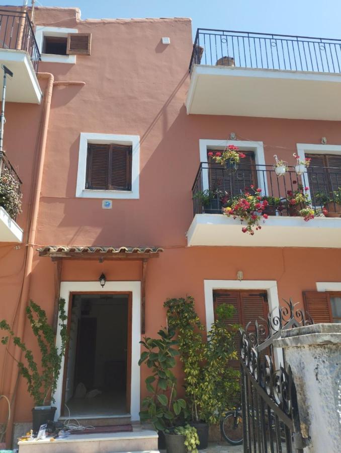 Fotios Roof Apartment アカラヴィ エクステリア 写真
